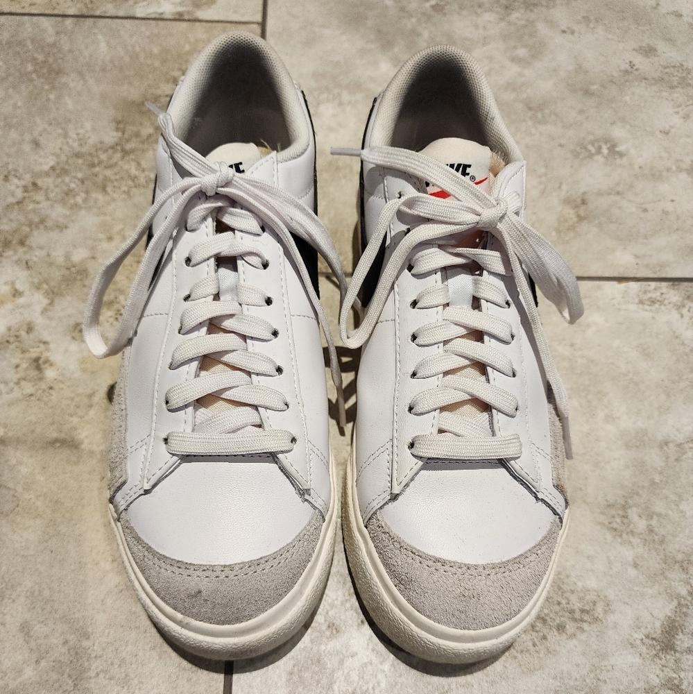 Nike Blazer Low Platform